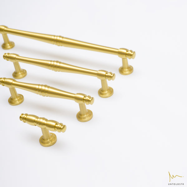 CLEO - GOLD / G03