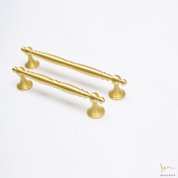 CLAUDIA - GOLD / G03
