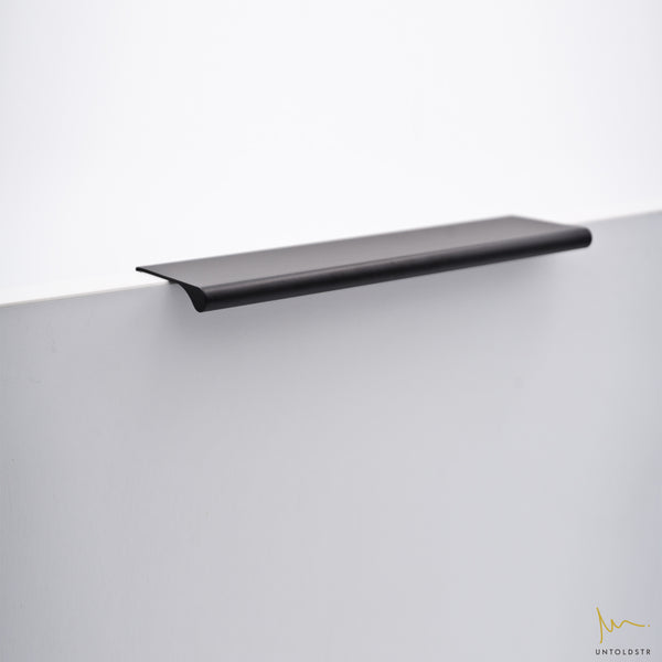 SLEEK BAR- B01