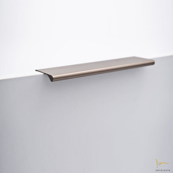SLEEK BAR- TAUPE / TA18